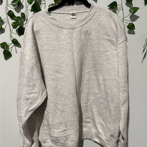 Gray Crewneck Sweatshirt unisex NWOT